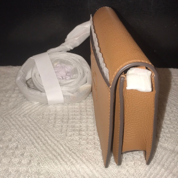 Tory Burch Bombe T Crossbody - Picture 2 of 8